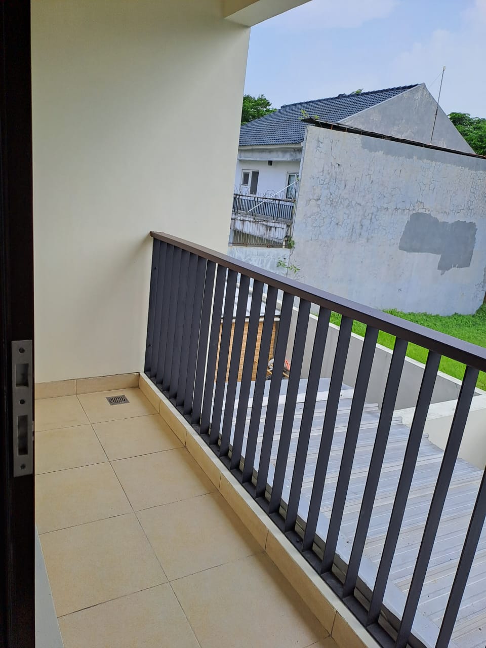 Rumah Disewakan Fully Furnished di Cluster Simpruk Forest Green Lippo Cikarang